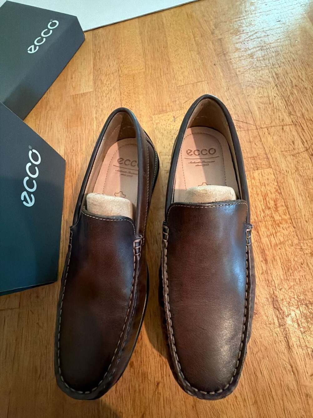 ECCO Classic Moc 2.0 Driving Loafers Coffee Brown Leather